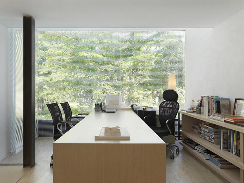 无人,办公室,横图,室内,白天,商务,奢侈,时尚,窗户,家具,装修,建筑,台湾,日光,中国,亚洲,一排,整齐,光,豪华,干净,现代,书桌,布置,灯,排列,灯具,落地灯,办公大楼,摄影,建造,巨大,庞大,生活方式,华丽,明亮,照亮,高雅,住房,风格,照明设备,队列,华贵,房地产,豪宅,东亚,台北,富丽,华美,宏大,硕大,伟大,式样,设计,彩图,当代,泛光灯,华侈,奢华,bj175